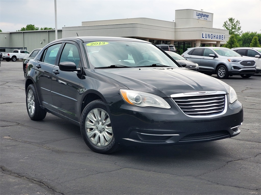 Used 2013 Chrysler 200 LX with VIN 1C3CCBAG1DN631641 for sale in Owosso, MI