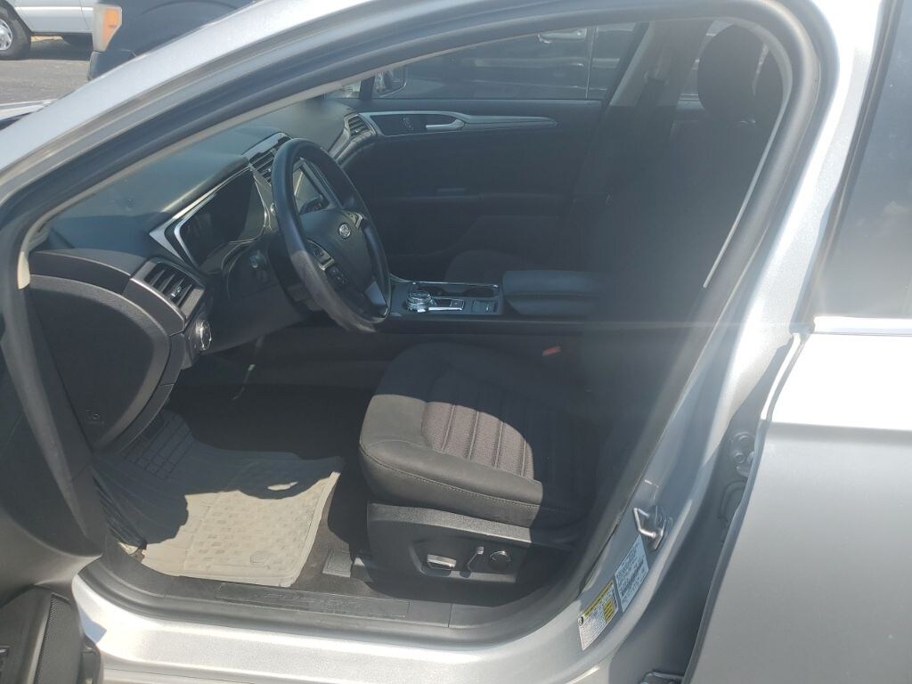 Used 2019 Ford Fusion SE Sedan
