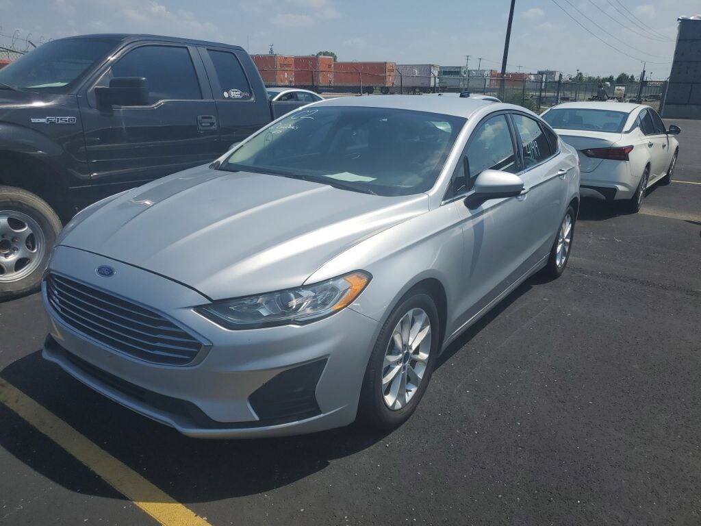 Used 2019 Ford Fusion SE Sedan
