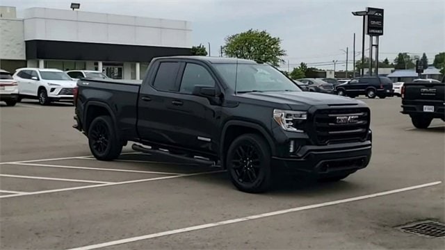 Used 2020 GMC Sierra 1500 Elevation with VIN 1GTR9CEK6LZ165544 for sale in Waterford, MI