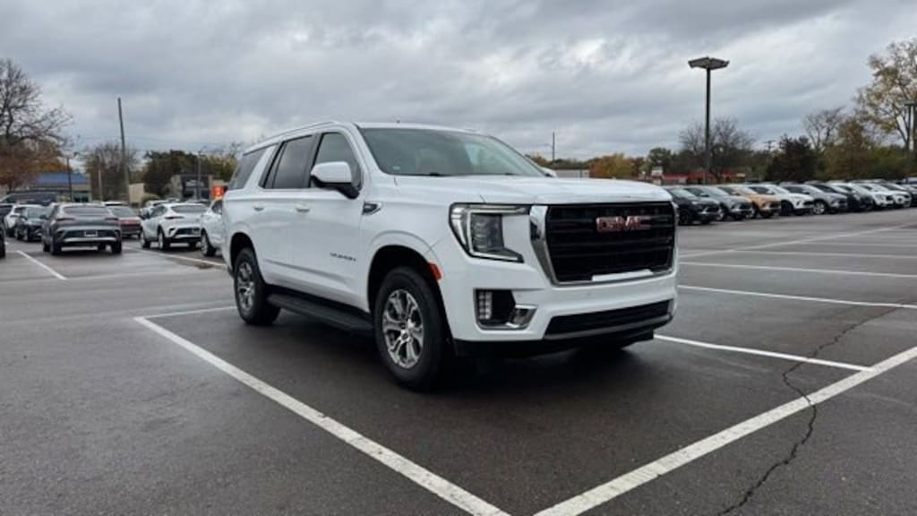 Used 2023 GMC Yukon SLE SUV
