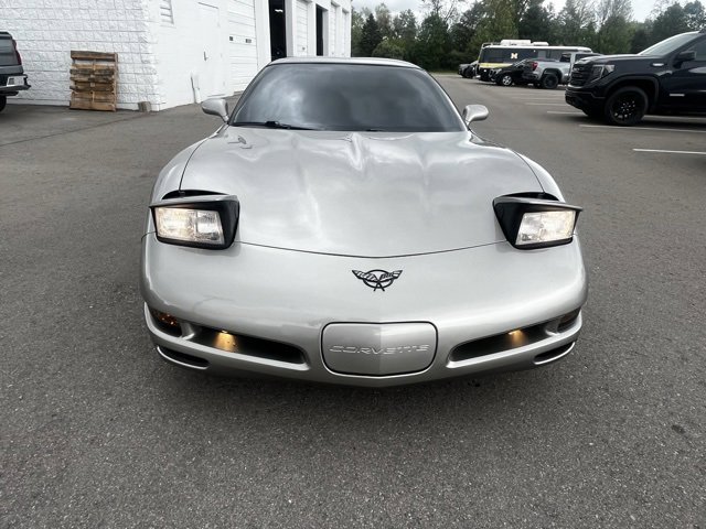 2000 Chevrolet Corvette photo 2