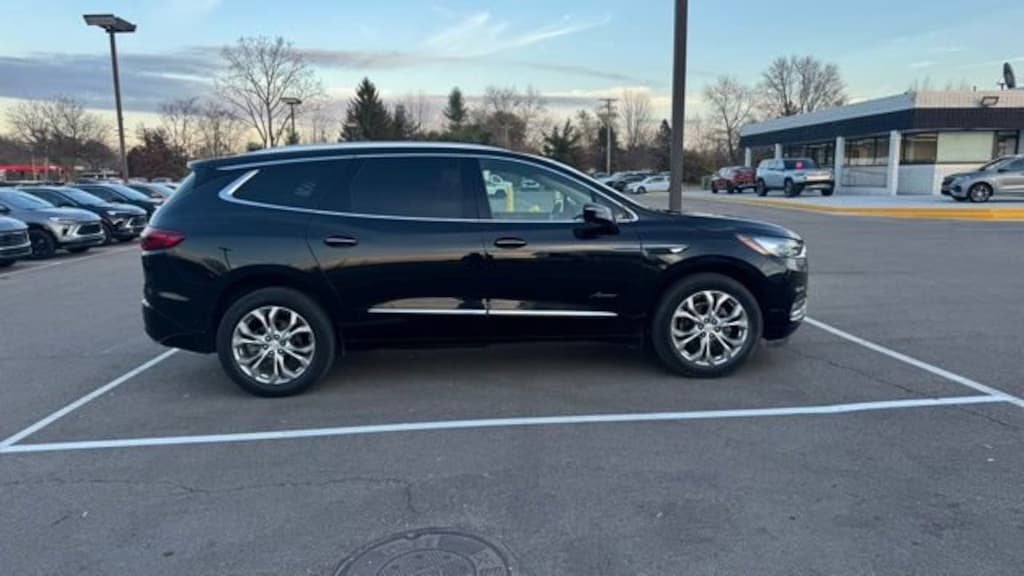 Used 2021 Buick Enclave Avenir SUV
