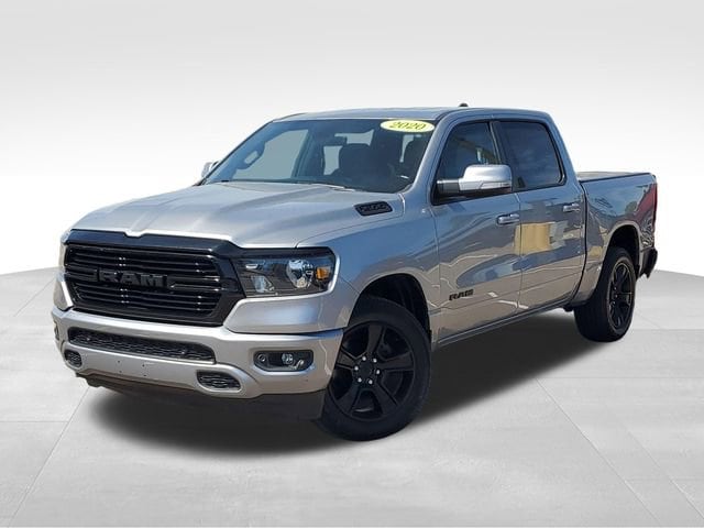 2020 RAM 1500 Big Horn/Lone Star 4x4 Crew Cab 5'7's photo