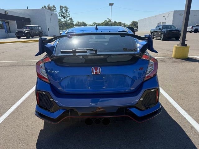 2018 Honda Civic Type R Touring photo 4