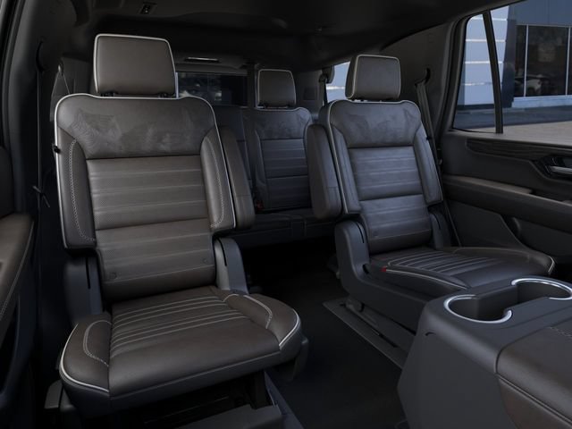 2026 GMC Yukon Denali Ultimate - Photo 17