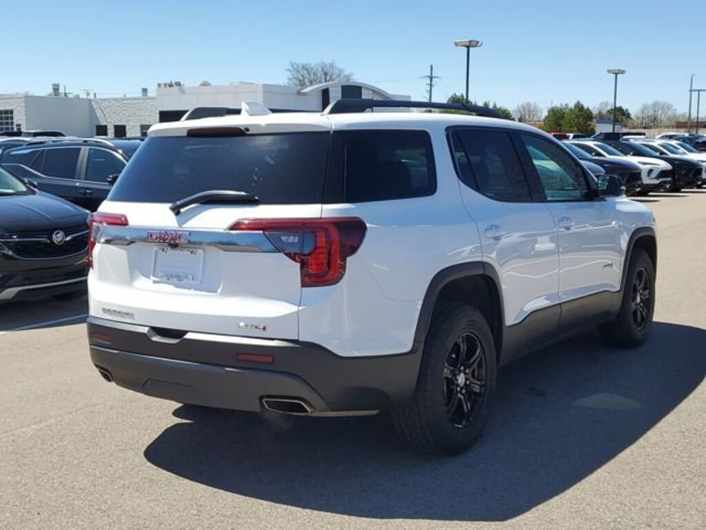 Used 2023 GMC Acadia AT4 SUV