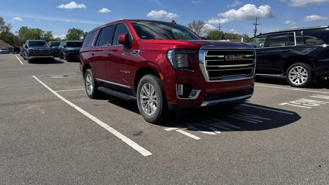 Used 2022 GMC Yukon SLT with VIN 1GKS2BKD4NR122513 for sale in Waterford, MI