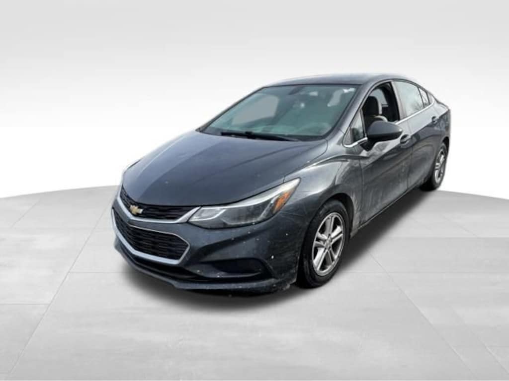 Used 2017 Chevrolet Cruze LT Car