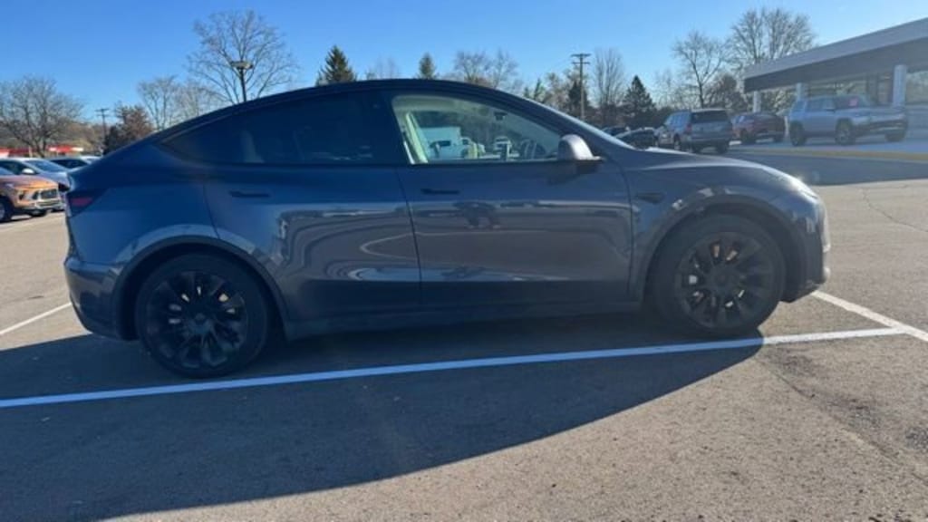 Used 2021 Tesla Model Y Long Range