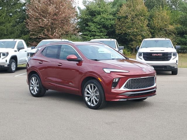 2024 Buick Encore GX Avenir photo 3