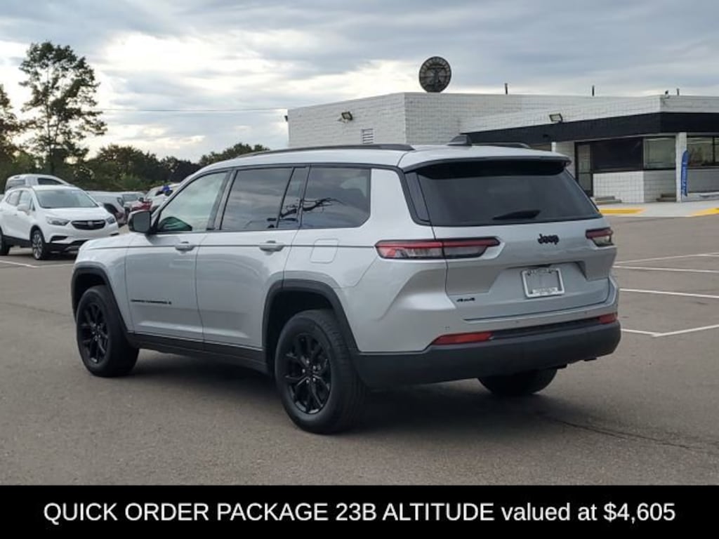 Used 2024 Jeep Grand Cherokee L Altitude