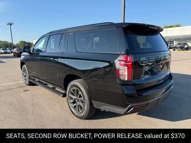 2021 Chevrolet Suburban Z71 photo 3