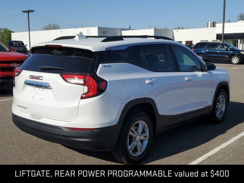 Used 2022 GMC Terrain SLE SUV