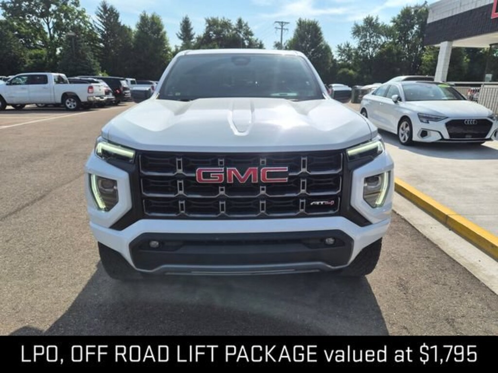 Used 2023 GMC Canyon AT4 Truck