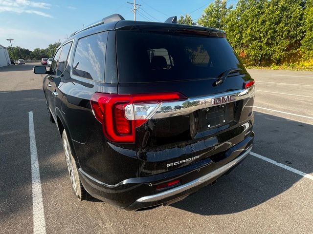 2022 Gmc Acadia Denali photo 2