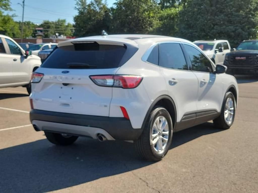 Used 2020 Ford Escape SE SUV