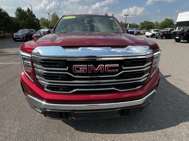 Used 2023 GMC Sierra 1500 SLT with VIN 3GTUUDED2PG177454 for sale in Waterford, MI