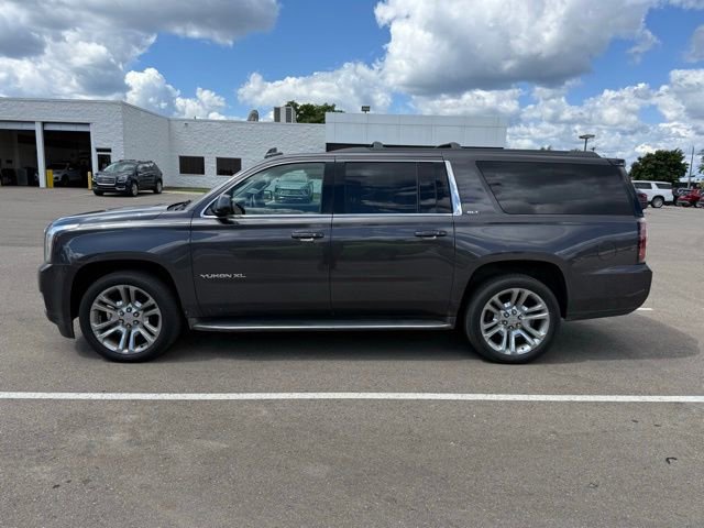 2016 Gmc Yukon XL SLT photo 2