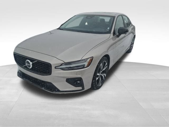 2024 Volvo S60 Core