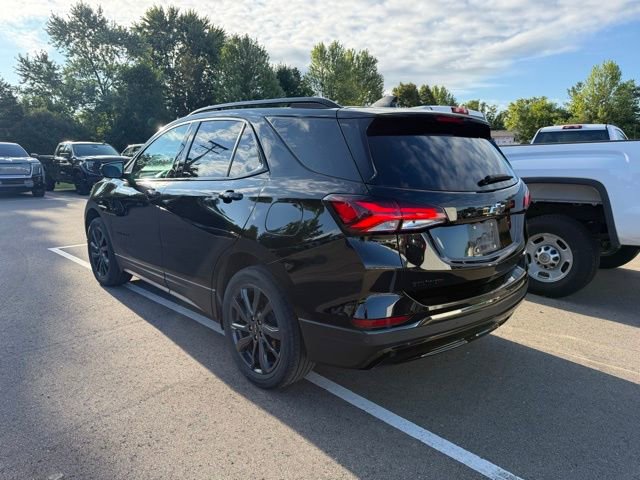 2023 Chevrolet Equinox RS photo 3
