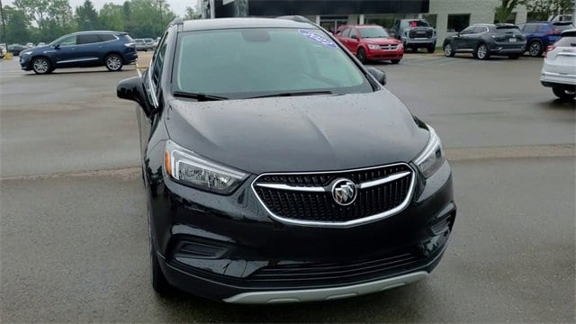 Used 2022 Buick Encore Preferred with VIN KL4CJESM3NB520142 for sale in Waterford, MI