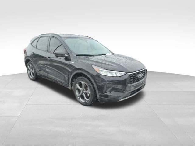 2025 Ford Escape ST-Line's photo