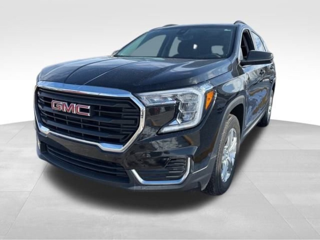 Used 2024 GMC Terrain SLE SUV