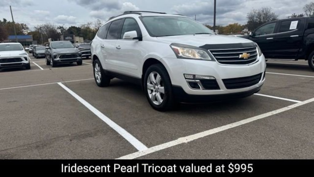 Used 2017 Chevrolet Traverse LT SUV