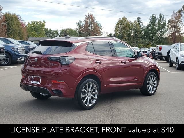 2024 Buick Encore GX Avenir photo 2