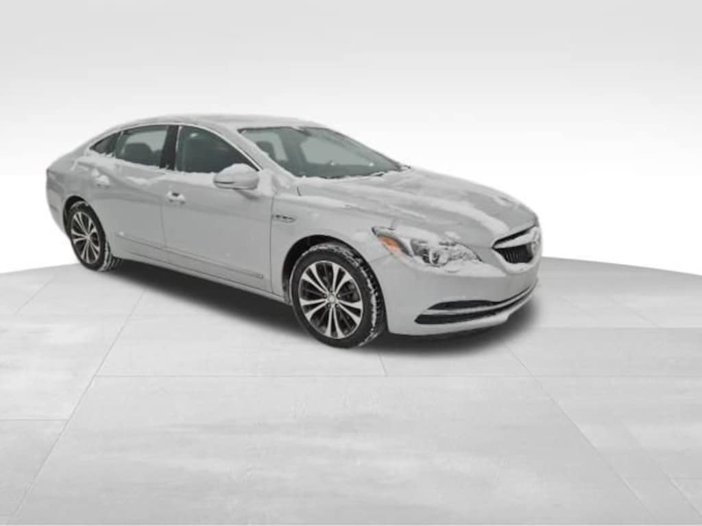 Used 2017 Buick Lacrosse Essence Car