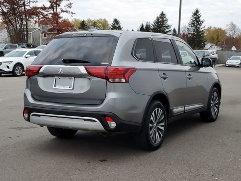 Used 2020 Mitsubishi Outlander ES 2.4 S-AWC SUV