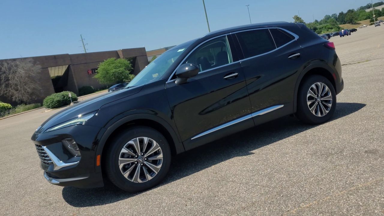 2025 Buick Envision Preferred photo 4