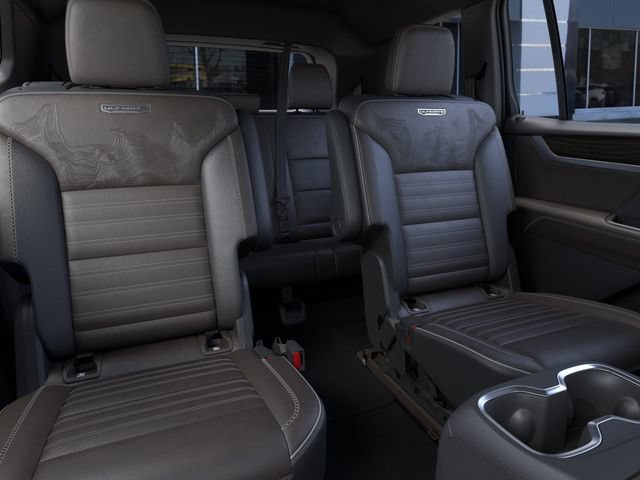2026 GMC Acadia Denali Ultimate - Photo 17