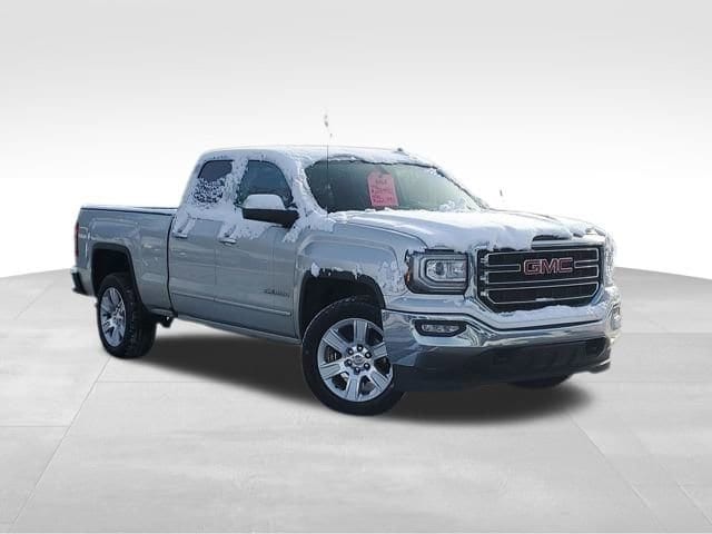 2018 GMC Sierra 1500 SLE's photo