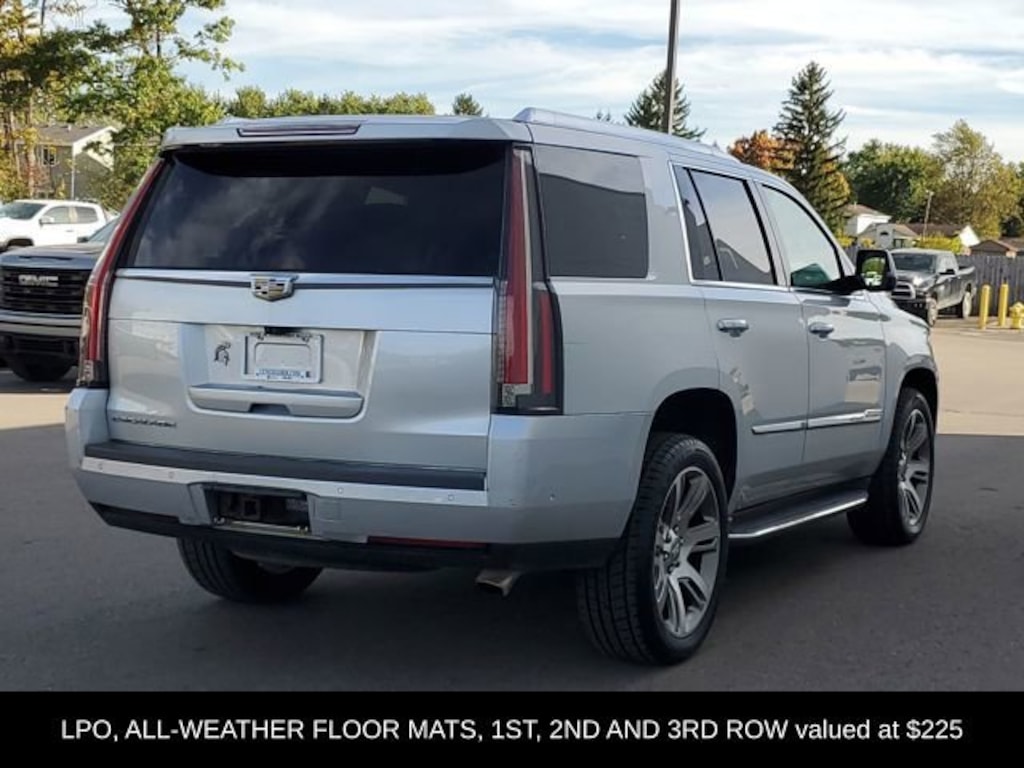 Used 2017 CADILLAC Escalade Luxury SUV