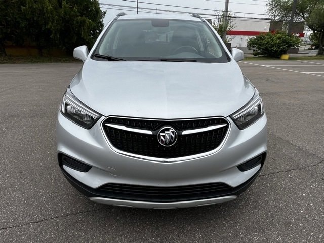 Used 2022 Buick Encore Preferred with VIN KL4CJESM8NB555372 for sale in Waterford, MI