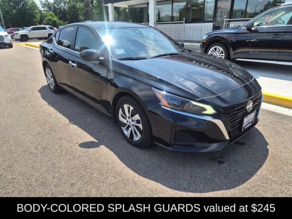Used 2023 Nissan Altima S FWD Sedan
