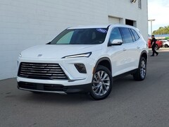 2025 Buick Enclave Preferred SUV