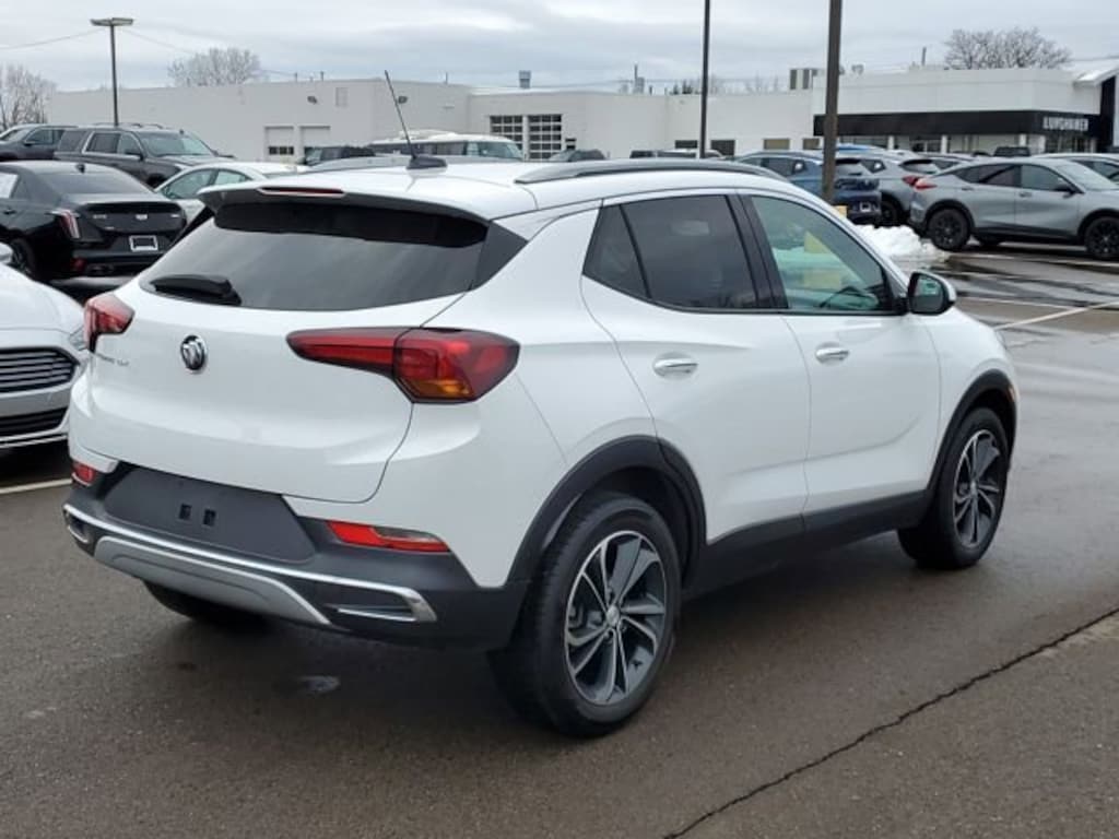 Used 2021 Buick Encore GX Essence SUV