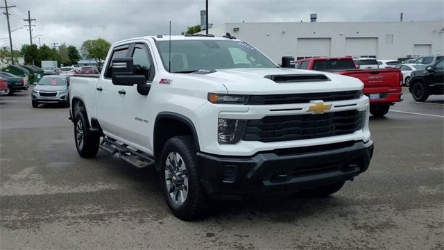 Used 2024 Chevrolet Silverado 2500HD Custom with VIN 2GC4YME78R1159471 for sale in Waterford, MI
