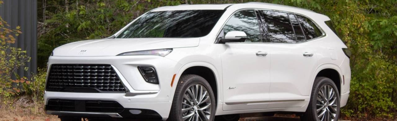 2027%20Buick%20Enclave%20Preferred%20AWD%3A%20How%20Well%20Does%20It%20Fit%20Michigan%20Snow%3F.jpg
