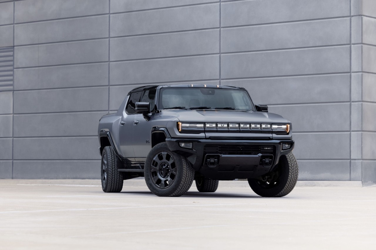 2026%20HUMMER%20EV%20Carbon%20Fiber%20Edition%20Pickup.jpg