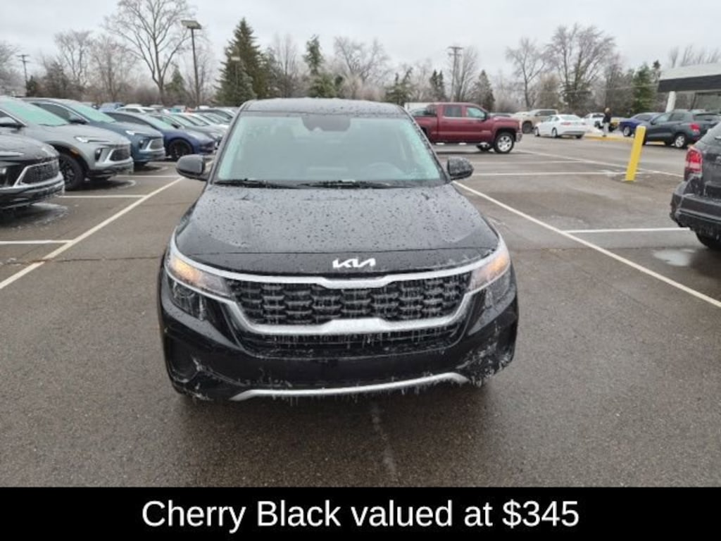 Used 2023 Kia Seltos LX SUV