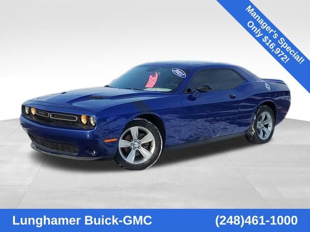 2021 Dodge Challenger SXT's photo