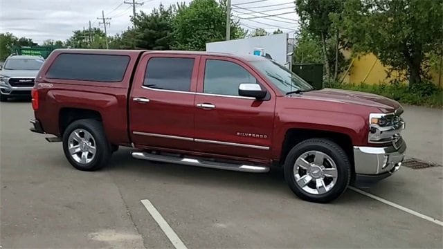 Used 2016 Chevrolet Silverado 1500 LTZ with VIN 3GCUKSEJ3GG272931 for sale in Waterford, MI