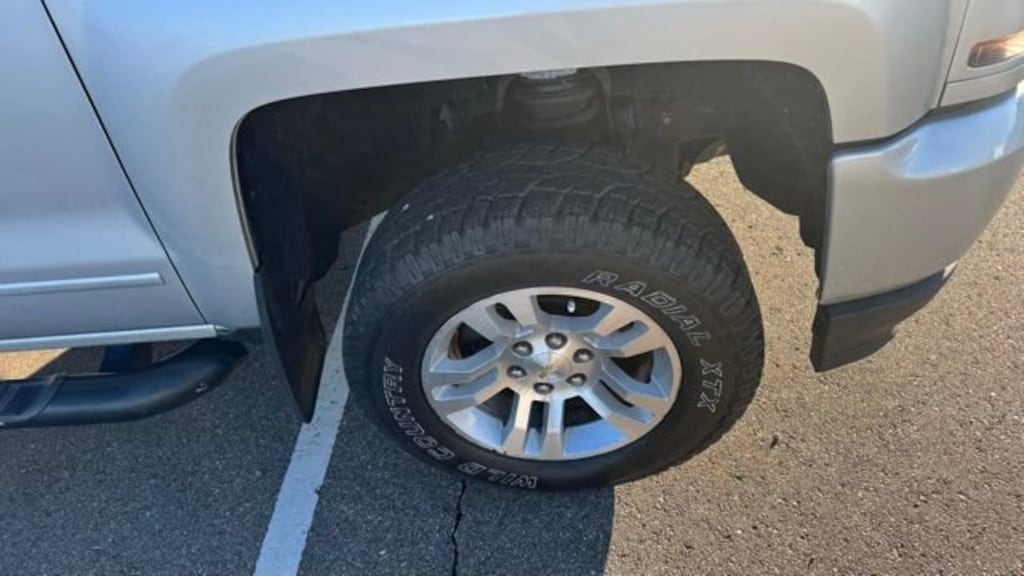 Used 2016 Chevrolet Silverado 1500 LT Truck