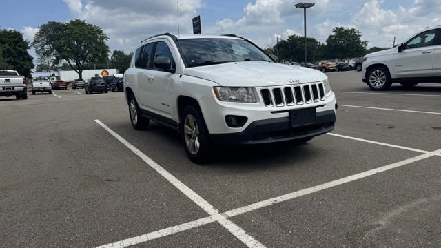 Used 2012 Jeep Compass Latitude with VIN 1C4NJDEB3CD655500 for sale in Waterford Township, MI