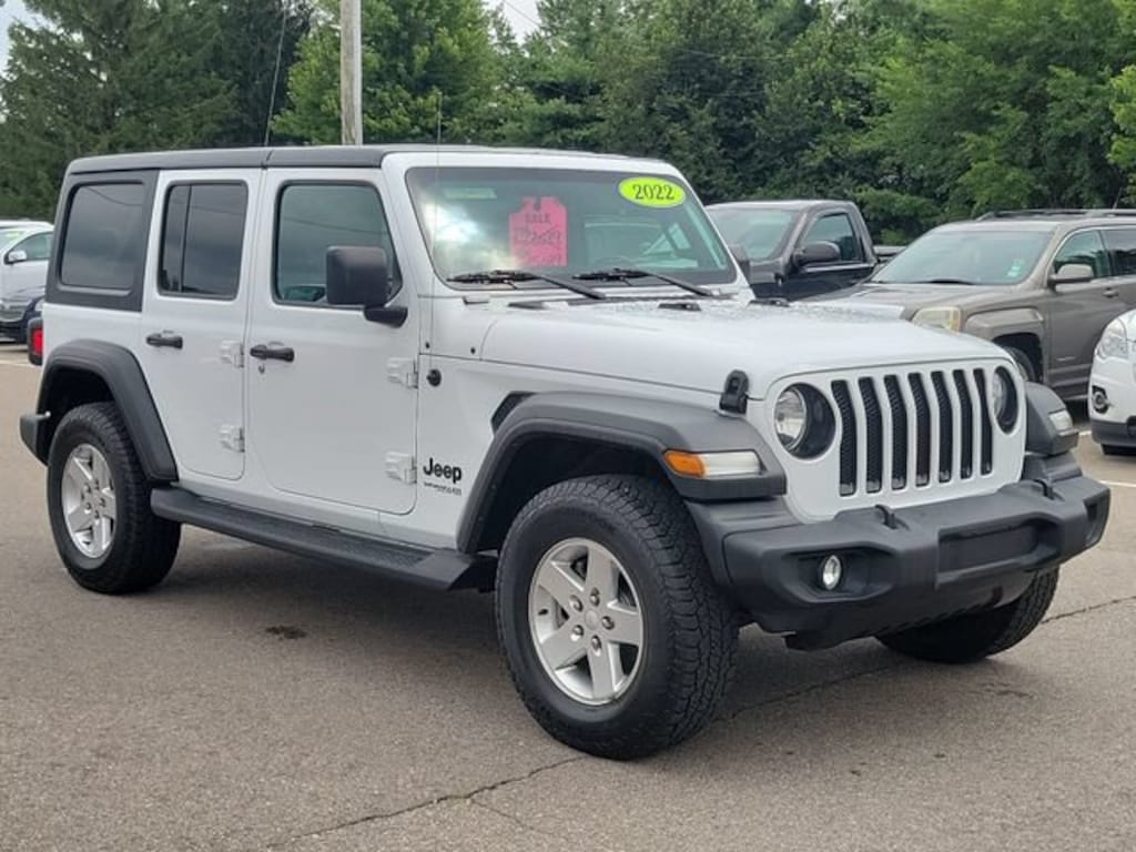 Used 2022 Jeep Wrangler Unlimited Sport Altitude