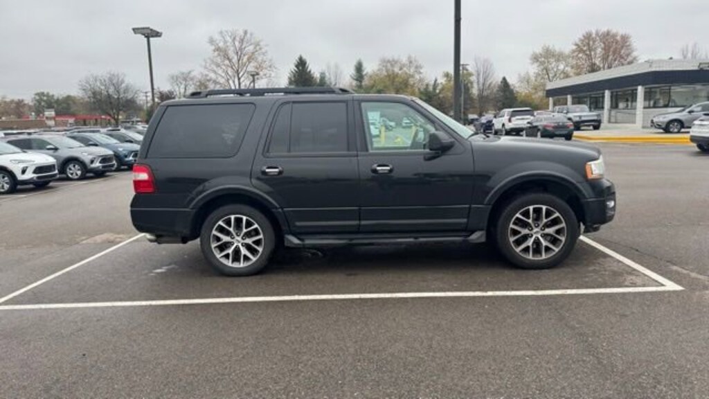 Used 2015 Ford Expedition XLT SUV